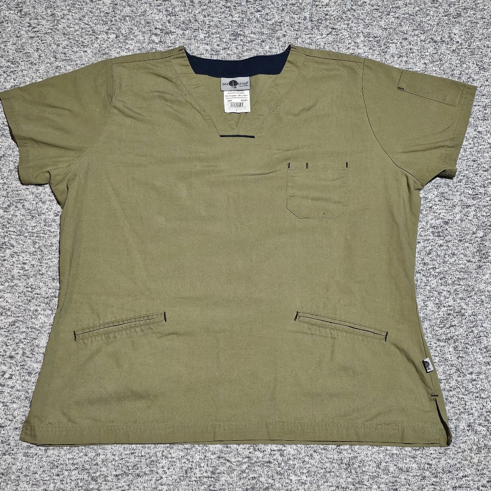 Sea Grape Olive Green Scrub Top - Size Large - 4 Pockets - Short Sleeve
